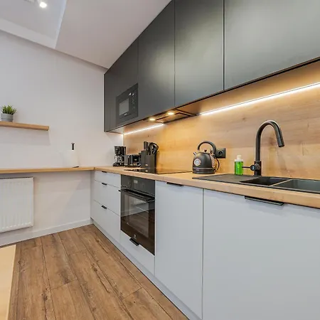 Comfort Portova Апартаменты *